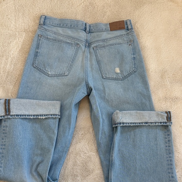 Madewell distressed low slung baggy jeans. Size 27 - Picture 4 of 8